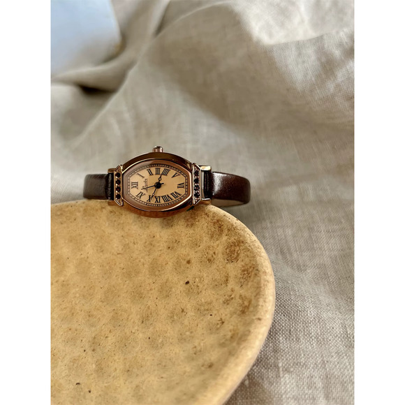 Bronze Tone French Vintage Style Unique Dainty Women’s Wrist Watch